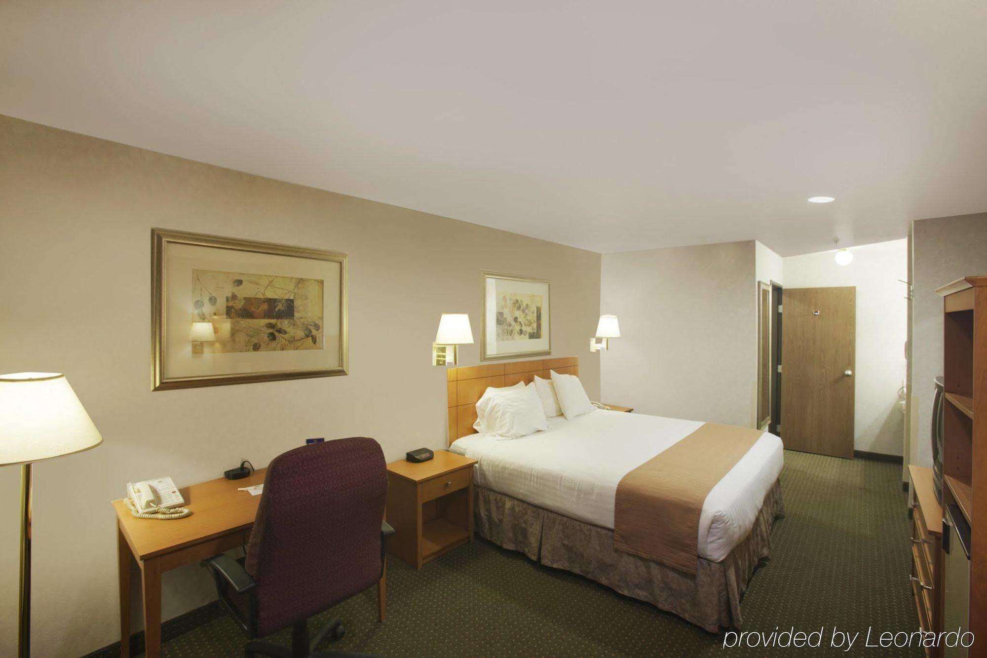 Best Western Socorro Hotel & Suites Room photo